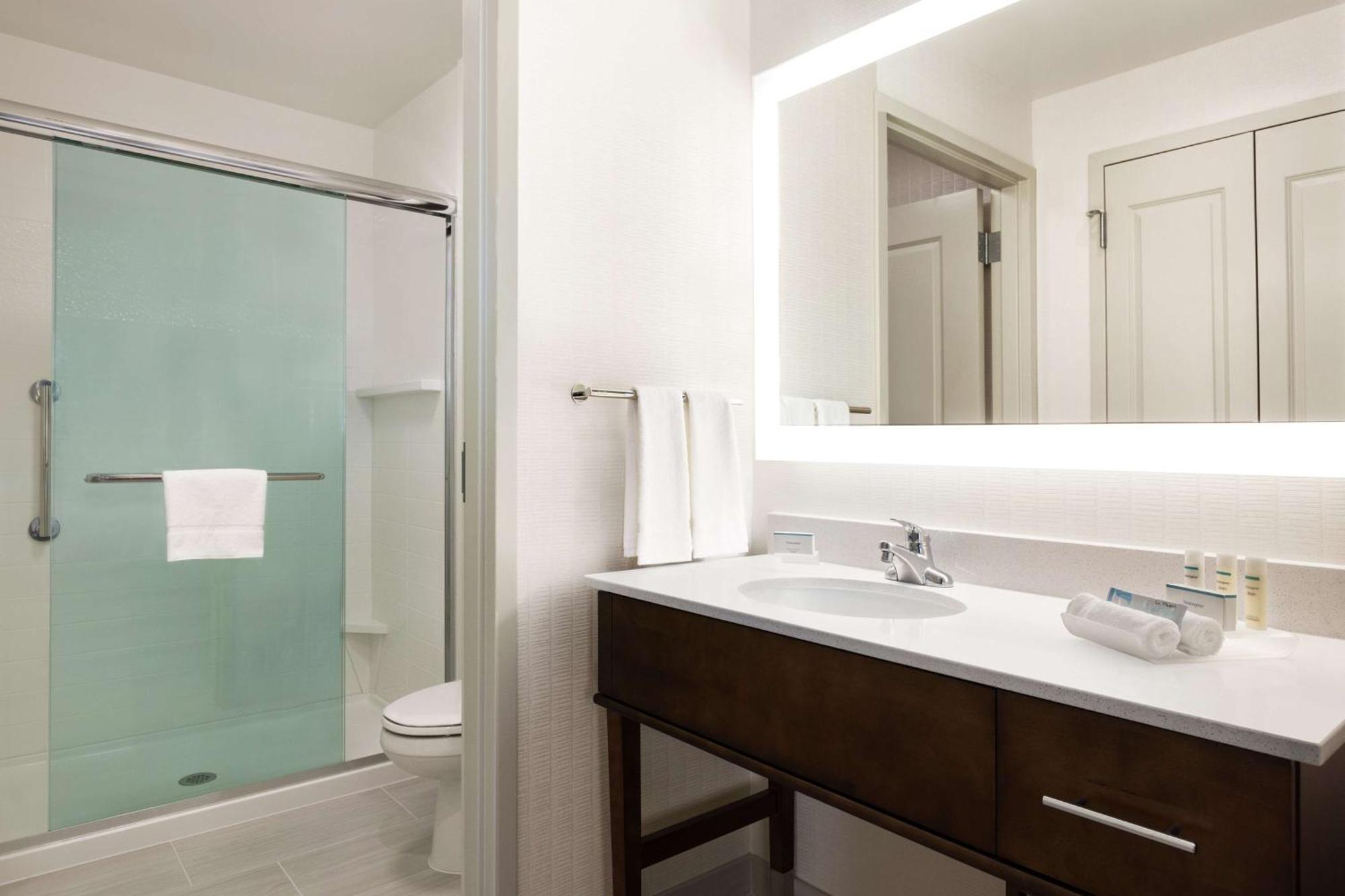 Homewood Suites By Hilton Arlington Rosslyn Key Bridge Экстерьер фото