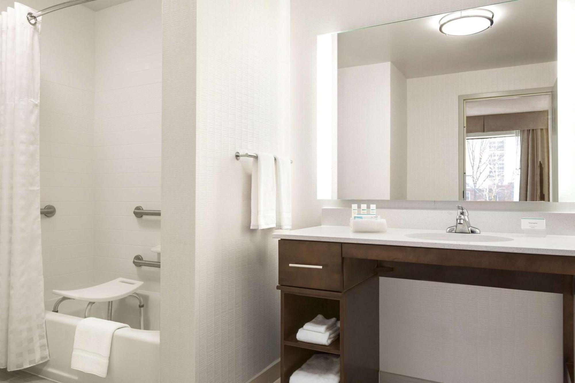 Homewood Suites By Hilton Arlington Rosslyn Key Bridge Экстерьер фото