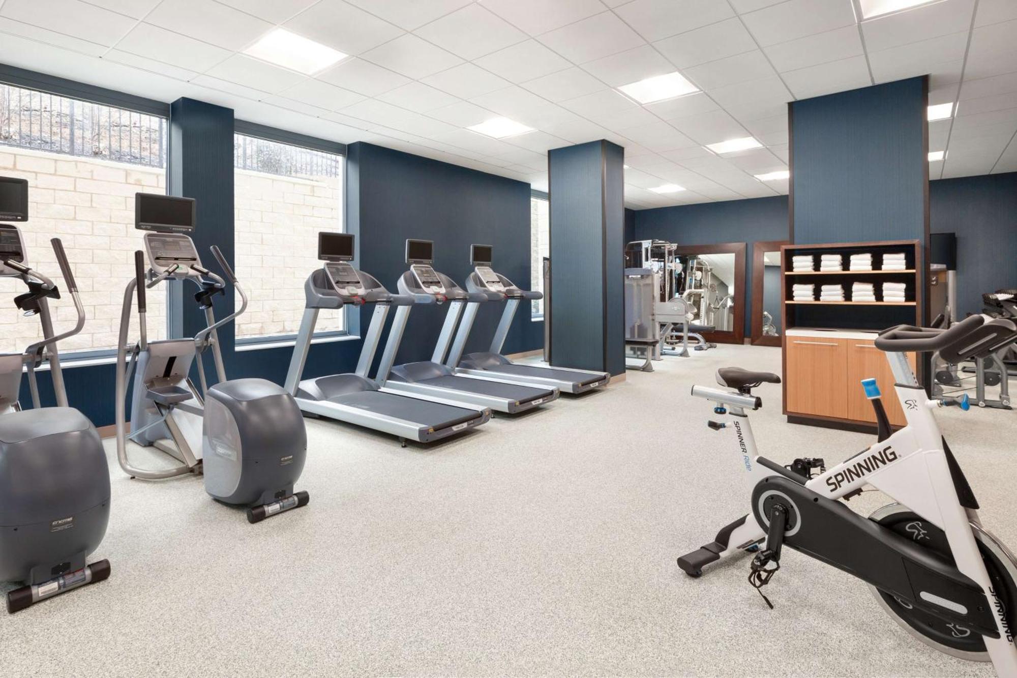 Homewood Suites By Hilton Arlington Rosslyn Key Bridge Экстерьер фото