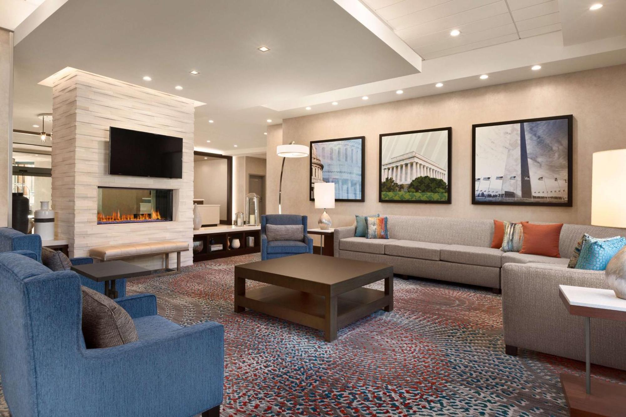 Homewood Suites By Hilton Arlington Rosslyn Key Bridge Экстерьер фото